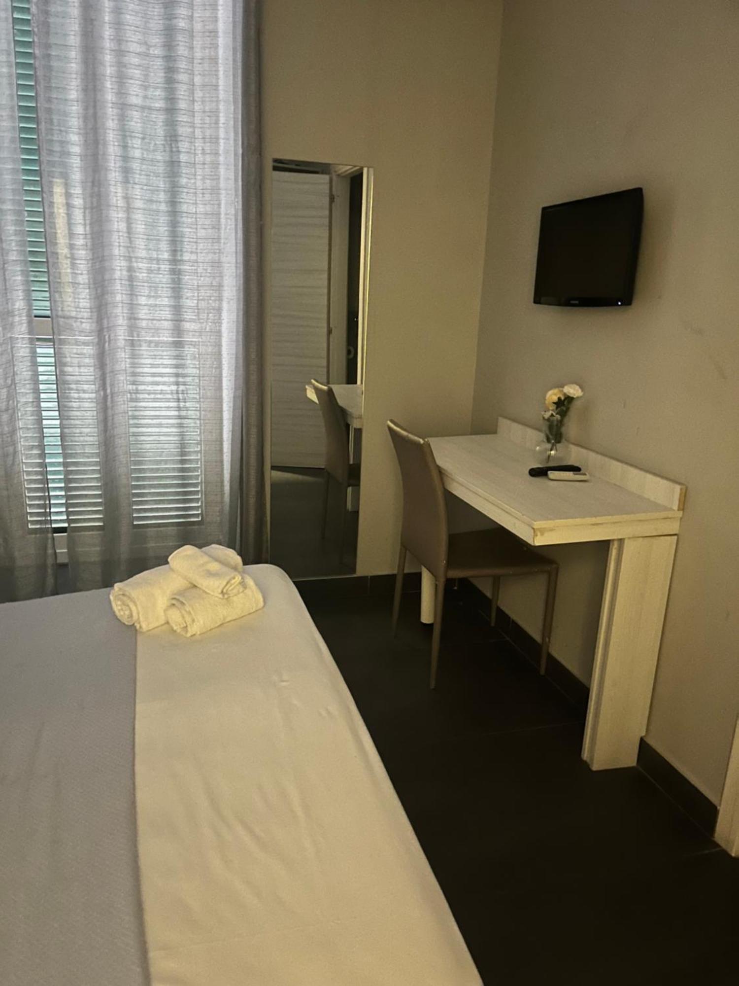 International Hotels Naples Luaran gambar