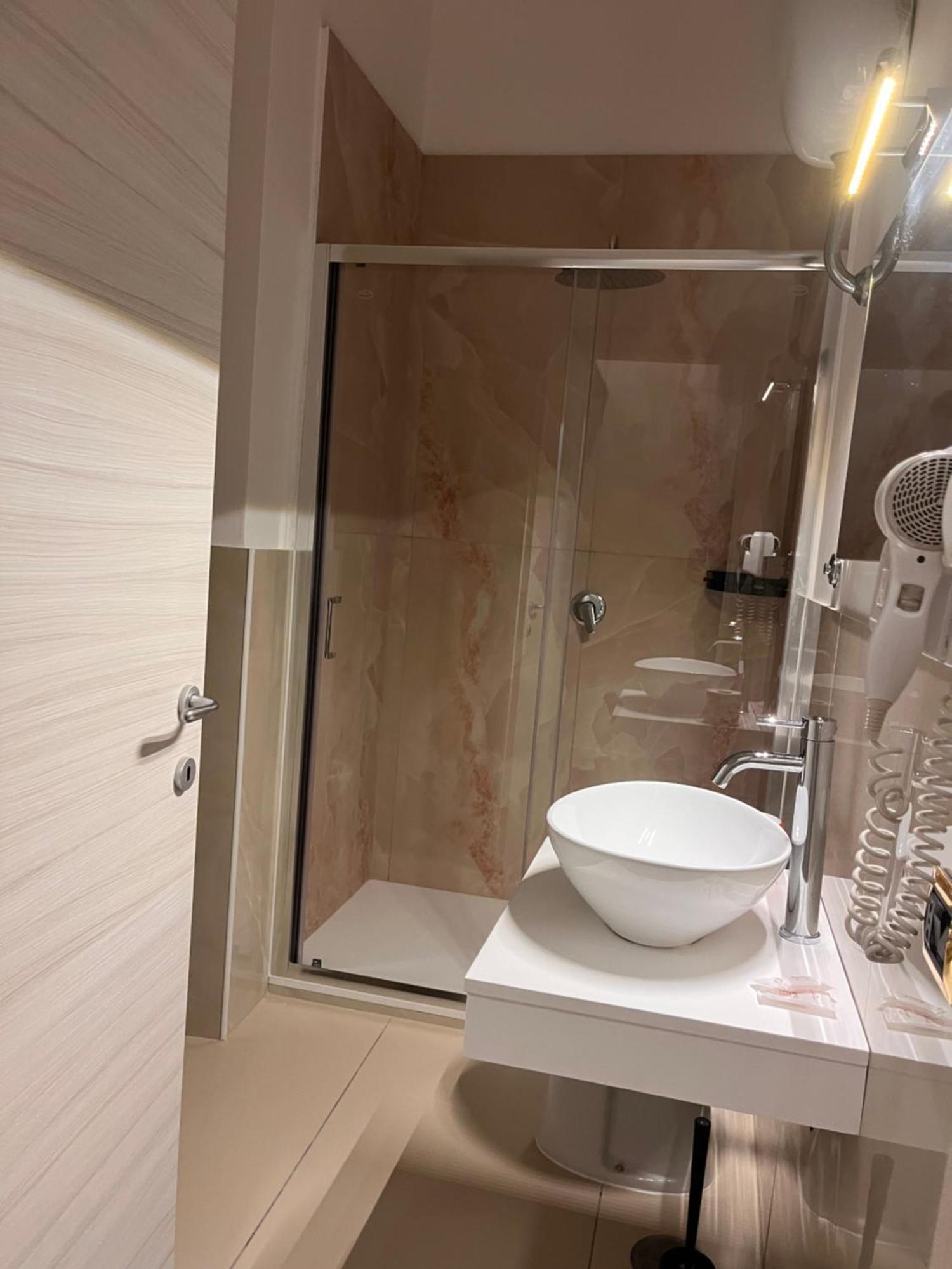 International Hotels Naples Luaran gambar
