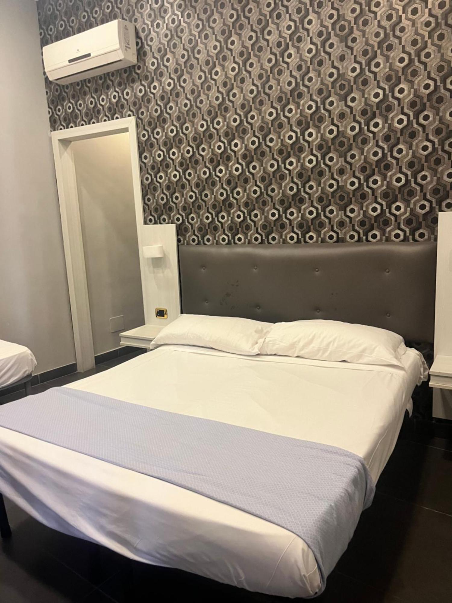 International Hotels Naples Luaran gambar
