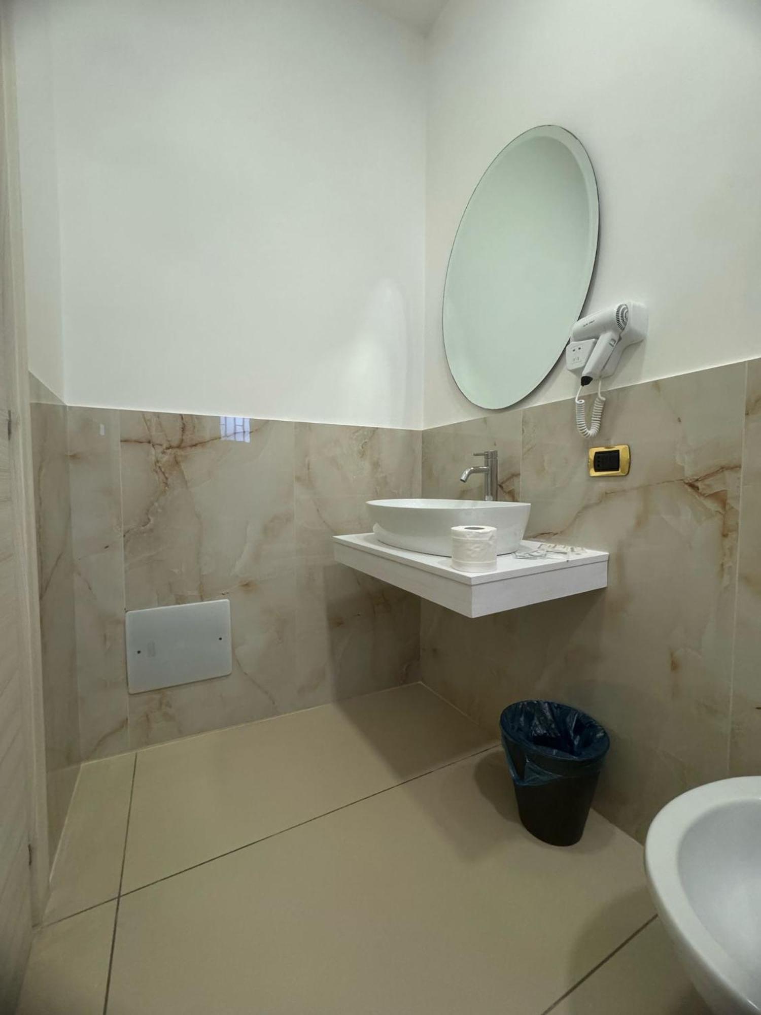 International Hotels Naples Luaran gambar